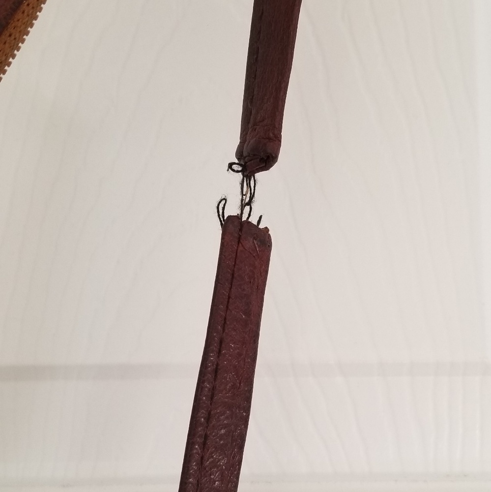 Leather backpack - Picture 4 of 5